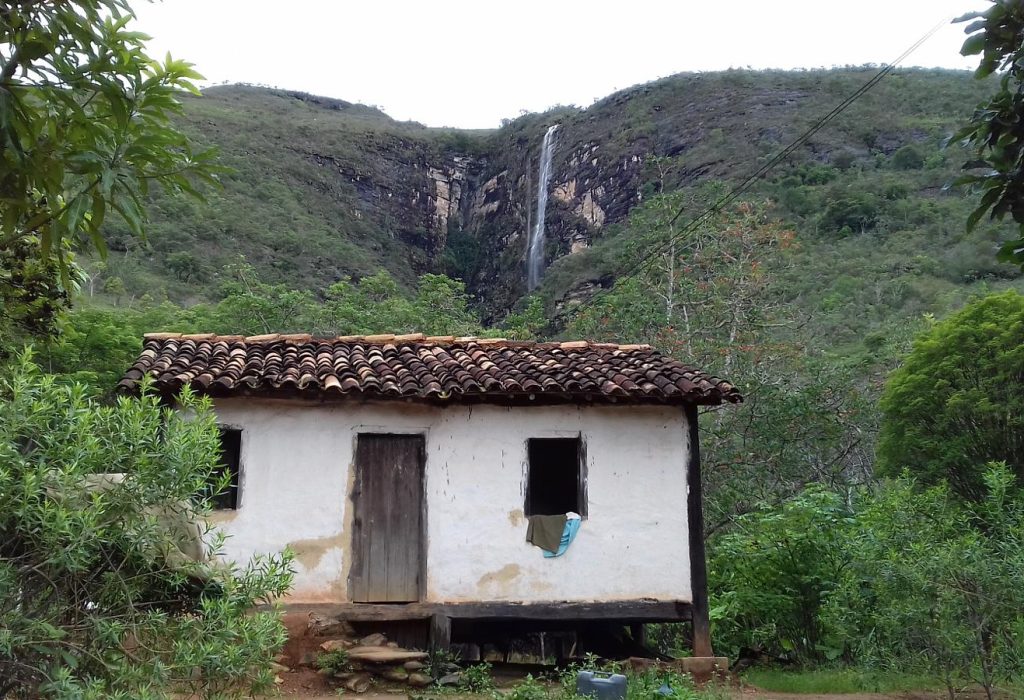 Cachoeira Corrego da Roda